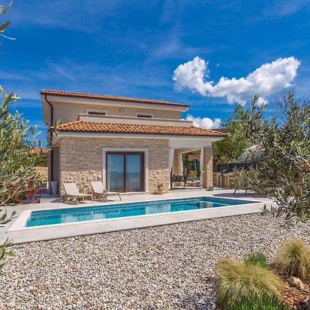 Holiday House Villa Andro Pinezići المظهر الخارجي الصورة