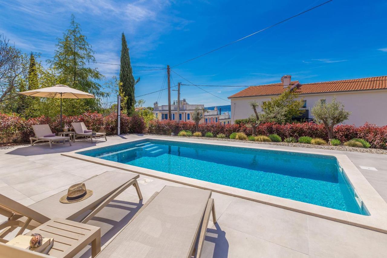 Holiday House Villa Andro Pinezići المظهر الخارجي الصورة